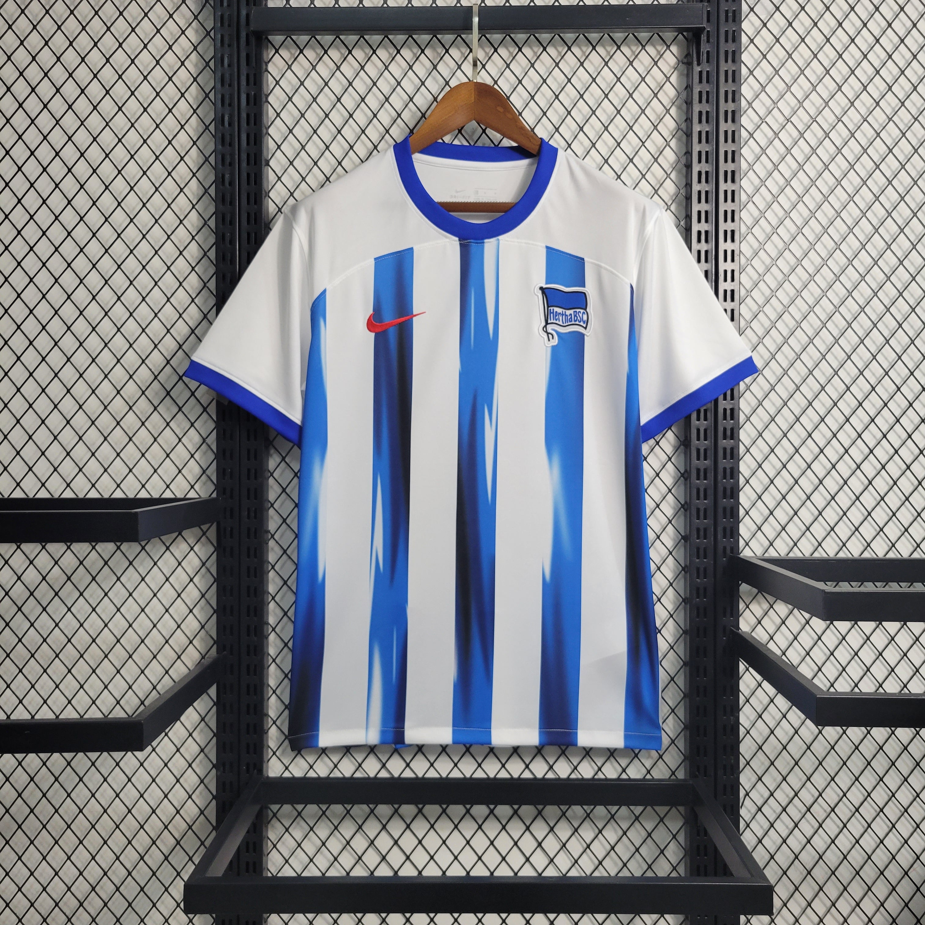 Maillot Hertha Berlin Domicile 2023/24