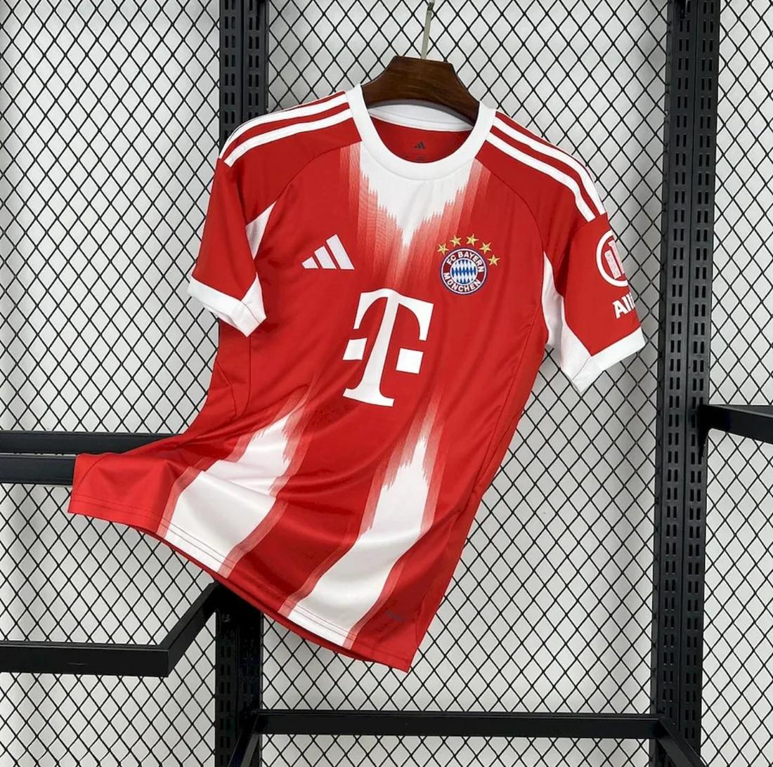 Maillot Bayern Munich Domicile 2025/26