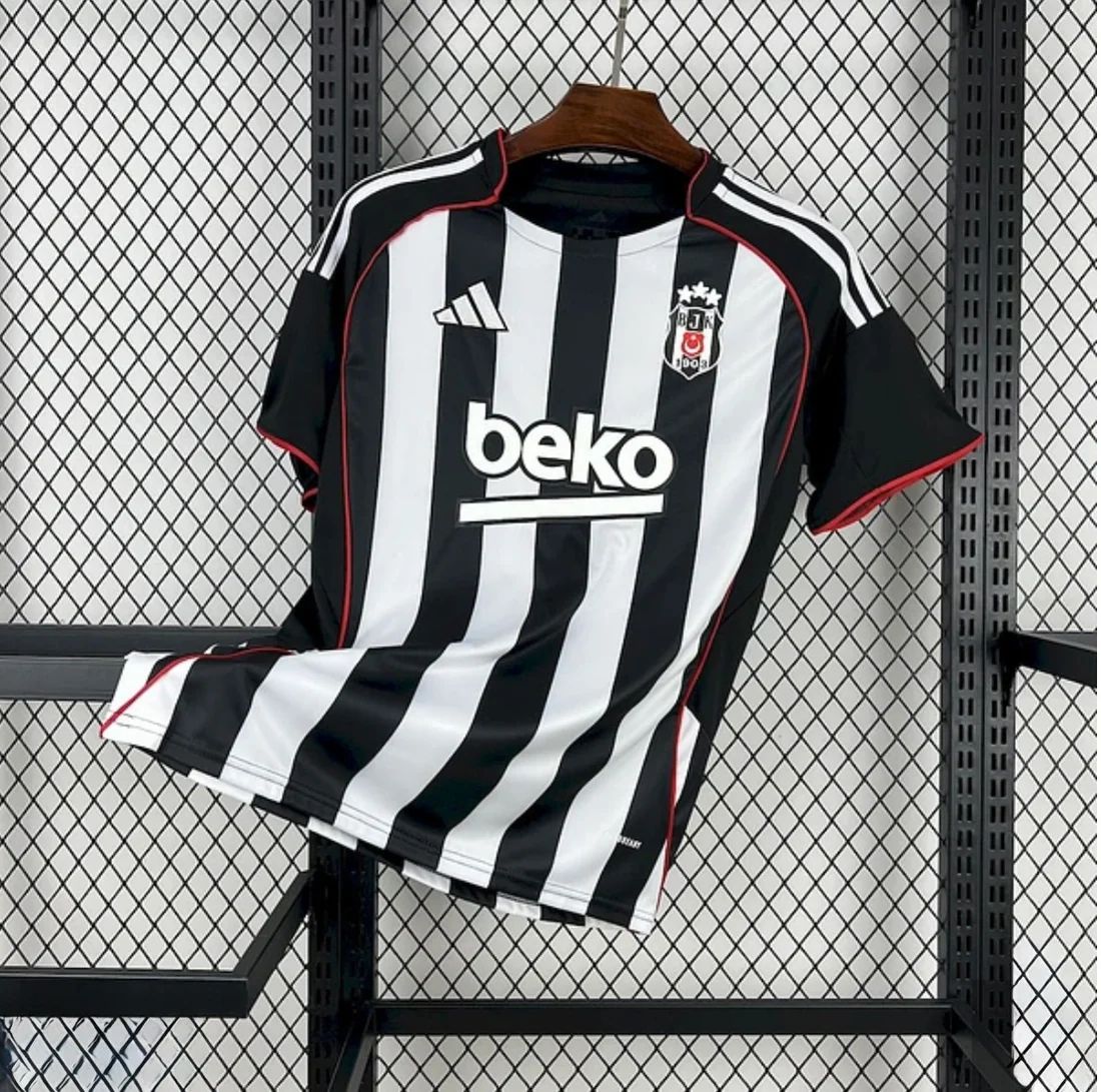 Maillot Besiktas Domicile 2025/26