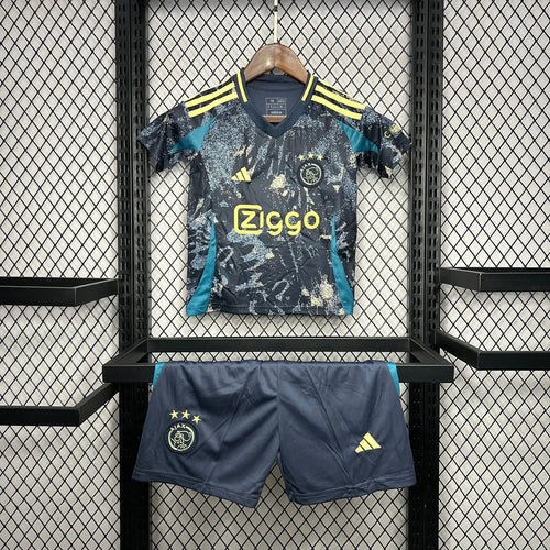 Ensemble enfant Ajax Amsterdam 2025