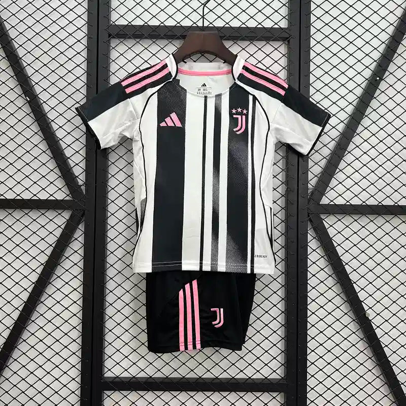 Kit enfant Juventus Domicile 2025/2026